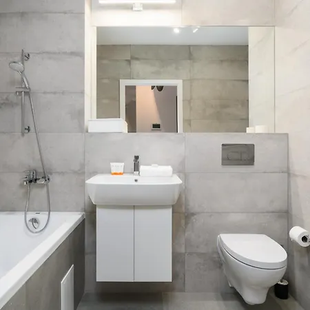 Bukowska 18 With Balcony Mtp By Renters * 波兹南