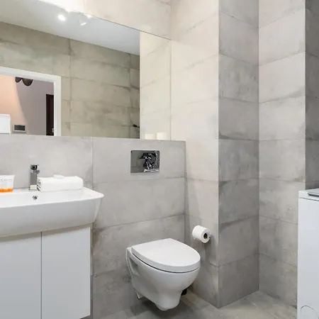 Bukowska 18 With Balcony Mtp By Renters 公寓 *